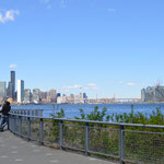 Promenade sur la Capitain Patrick J. Brown walk