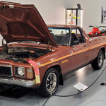 Holden HX Sandman Utility 1977 - made in Australia