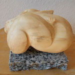 Schlafender Engel, Holz - Pappel, 2014, 10cm x 15cm x 9cm     - 350 Euro  