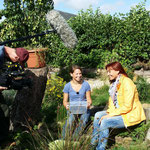 Ines Kosin beim Dreh mit VOX/ Hundkatzemaus und Diana Eichhorn