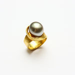 Ring, Tahitiperle und Gold 750/-