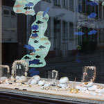 schaufenster ecke, perlen