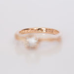 Verlobungsring 14 kt Rotgold mit Diamant 