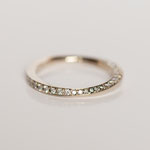 Ring Möbius 14 kt Weissgold mit Brillanten