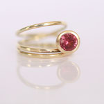 Ring 14 kt Gelbgold mit roten Turmalin Rubelith