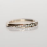 Ring Möbius 14 kt Weissgold mit Brillanten