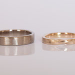 Ehering Möbiusband 14 kt Gelbgold und Ehering 14 kt Weissgold längsdiamantiert