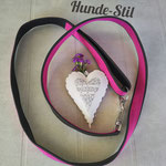 Schicke Pinkleine 2 cm breit, 1,50 Meter mit Handschlaufe, Polster dunkelbraunes Leder