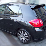 Toyota Auris mit Dark Side CH6