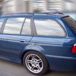 BMW 5er Kombi mit Dark Side CH6