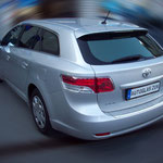 Toyota Avensis Kombi mit Quantum Hybrid Q14