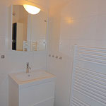 Modernes Duschbad