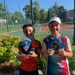 9-10 ans garçons Marin Bedeneau bat Hugo Walker