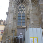 Cathédrale de MOULINS (03) Monument Historique - Restauration complète de la baie du portail Nord, bavettes en plomb et grilles de protection laiton
