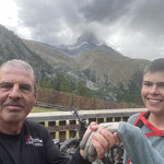 Und zurück auf der Riffelalp, wo wir wohnen, gratulieren wir uns