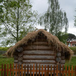 L'isba fut demontée en 2018 et remontée sur la ferme bashkir-cosaque ! Chez nous, même les maisons sont nomades ! Un avantage certain de la maison de rondins (PHOTO 2021 (c) John C)