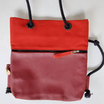 28. stof en leer (b.33cm x h.35cm) rugzak/crossbody extra voorvak € 65,00