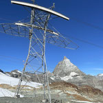 Ein Masten der 1. Luftseilbahn 1979 aufs Klein Matterhorn 3883m - 39 Jahre später 2018 wurde eine zweite Bahn eröffnet