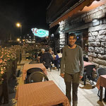 Die Pizzaria hiess "Roffel" - Wenn das Wetter vom Südosten kommt, was selten passiert, bringt uns dieses Wetter in Zermatt viel Schnee - Dieser Wettersituation sagen wir auch "Roffel" - Und Macugnana liegt im Südosten vom Roffelpass und den Roffelhörnern
