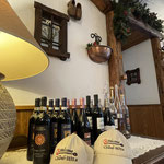 In jedem Restaurant hier gibt es viele und gute Weine