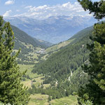 Mit super Ausblick runter ins Tal wo man Siviez sieht