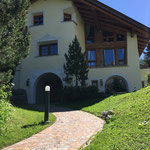 Casa Godin da Larschs im Sommer