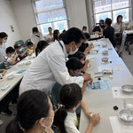 試薬を攪拌中です