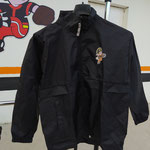 Giacca antivento (18 euro)