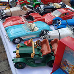 Liebgewonnene Fahrzeuge des mittlerweile erwachsenen Sohnes wurden zum Kauf angeboten.