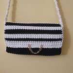  Borsa donna ad uncinetto  24,90€ + spese di spedizione 