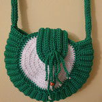  Borsa donna ad uncinetto  24,90€ + spese di spedizione 
