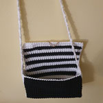 Borsa donna ad uncinetto  24,90€ + spese di spedizione 