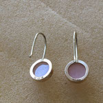 Oorbellen geelgoud 14krt met rosequartz