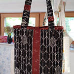 Stadttasche LENA 39x35 cm, jap. Baumwolle mit Innentasche u. Applikation Motiv Libelle