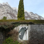 15 Engel beim Weg zum Friedhof