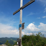 Gipfelkreuz des Maisenkögerls
