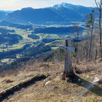 Nach einer ausgiebigen Pause am Gipfel machte ich mich an den Abstieg