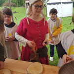 Catherine, artisanat du cuir & jardin