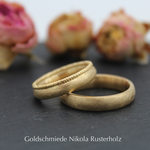 Gelbgold 750, Damenring 1498.- / Kordelrand 385.- / Herrenring 1920.-