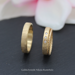 "Linea" - Ringe Gelbgold 750, Damenring mit 3 Brillanten 1670.- / Kordelring 422.- / Herrenring 1828.-