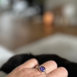 Ring met haar en wat zilver nuances.