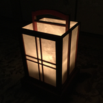 灯を点してみました。優しい光が癒してくれます。