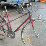 Ein Peugeot Grand Sport - bereit zum polieren