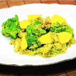 Quinoa-Currygemüse mit Mango & Nüssen