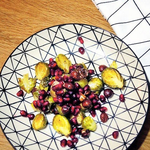 Kohlsprossen mit Haselnüssen & Granatapfel