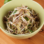 Slow Carb Pasta mit Sesambeef & Sojasprossen