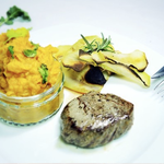Steaks mit Kohlrabi-Chips & Süßkartoffel-Pürree