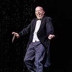 Dirk Weiler als "Archibald" in BALL IM SAVOY 2021 © Jochen Quast