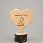 Herz Sockel "kribbeln" ; € 39 ; 26cm; INFO: Holz ist ein Naturprodukt, daher können Abweichungen vorkommen.