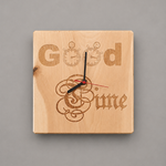 Uhr "Good Time" ; € 60 ;  INFO: Holz ist ein Naturprodukt, daher können Abweichungen vorkommen.